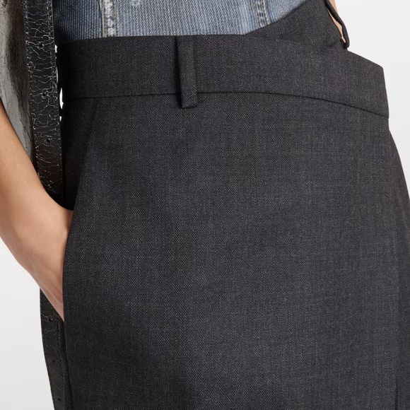 ACNE STUDIOS
Gray Wrap Trousers NWT - Picture 8 of 10